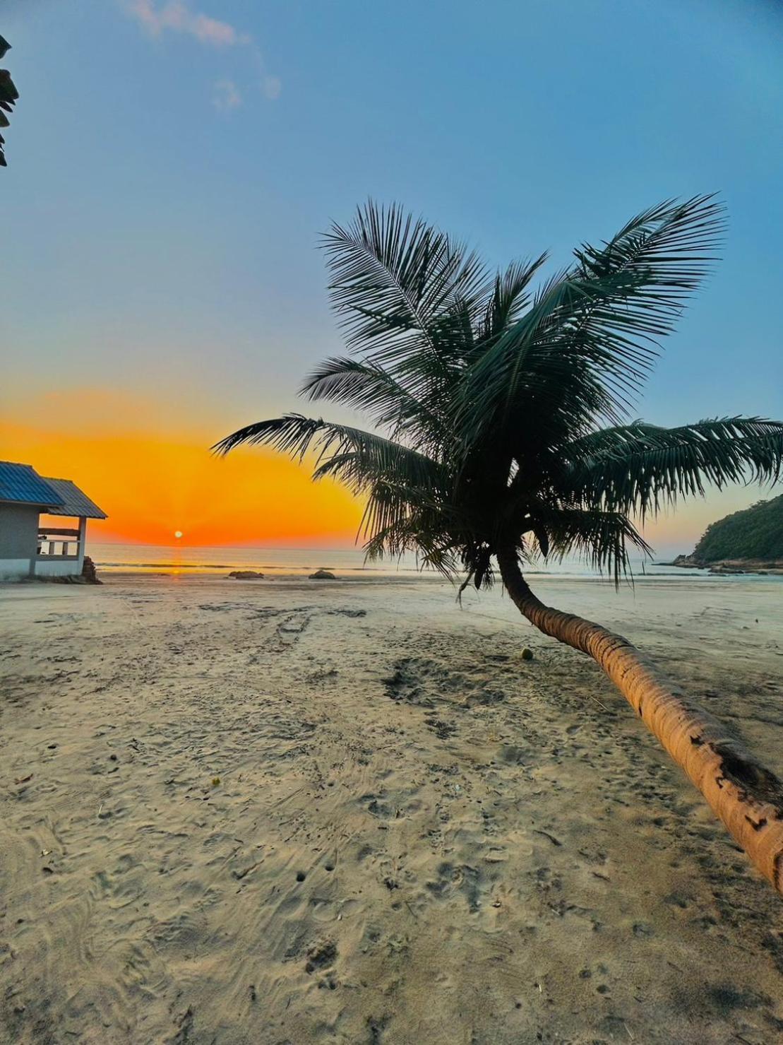 Lae Tawan Bungalow Ко Чанг Ранонг Экстерьер фото
